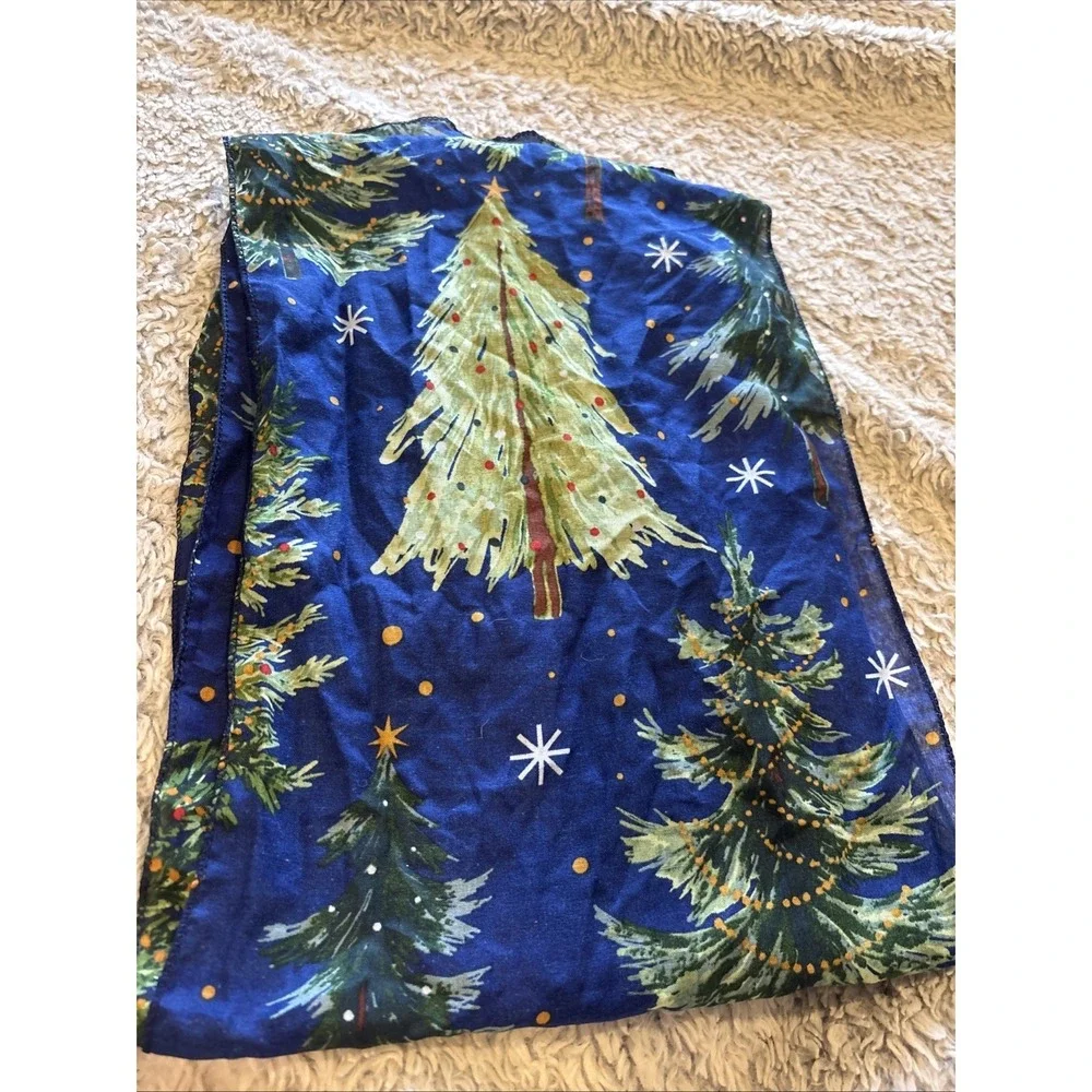 Unbranded Christmas Tree Scarf Women OS Blue Good Holiday Winter Snowflake Print